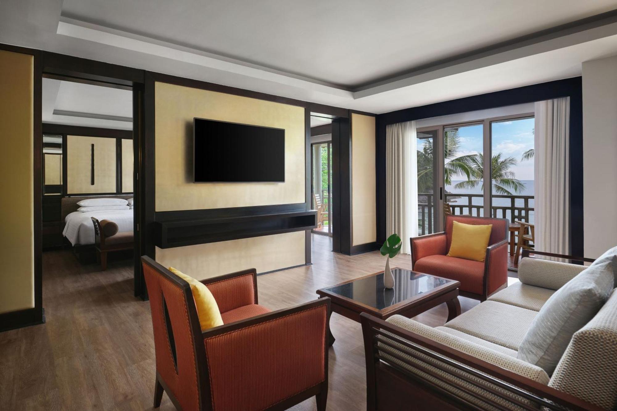Phuket Marriott Resort & Spa, Merlin Beach Patong Exterior foto A suite at the Sheraton Maldives Resort & Spa